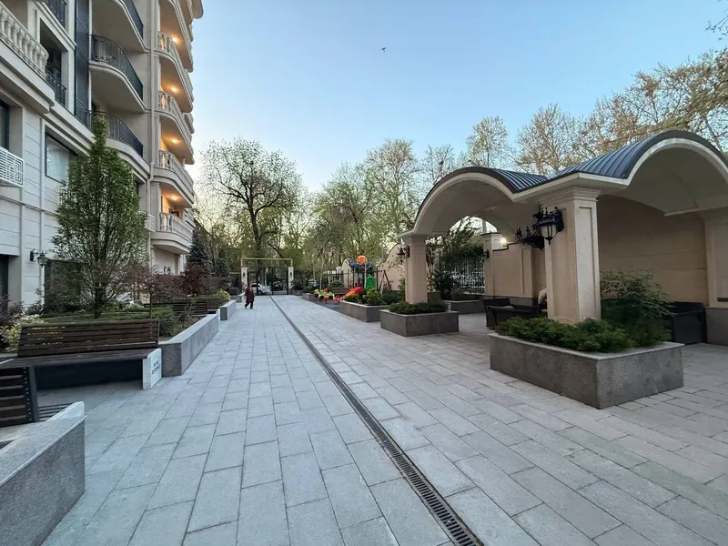 4 xonali kvartira, 142 m2, Mirzo Ulug'bek 4 4 xonali kvartira, 142 m2, Mirzo Ulug'bek 4