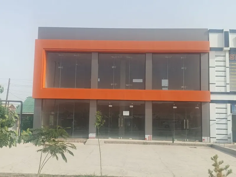 Sherobod tumanida 2 etajli doʼkon sotuvda 1 Sherobod tumanida 2 etajli doʼkon sotuvda 1