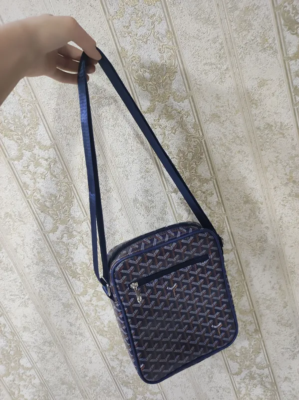Сумка Goyard через плечо 2 Сумка Goyard через плечо 2