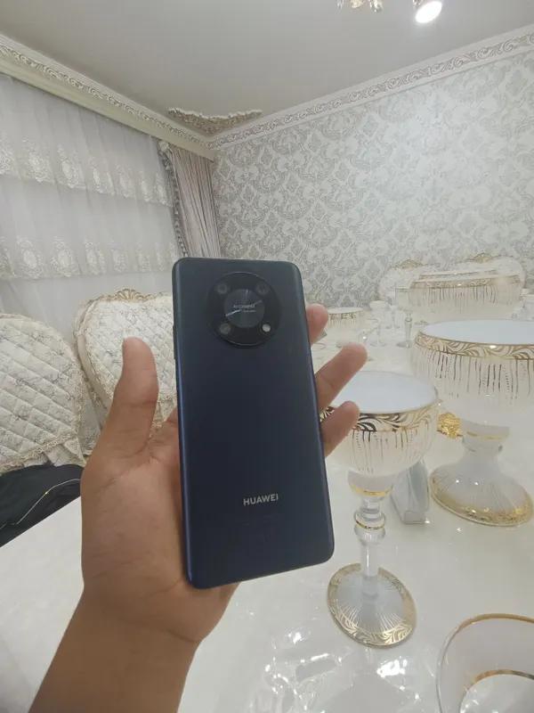 Huawei nova Y90. 2 Huawei nova Y90. 2