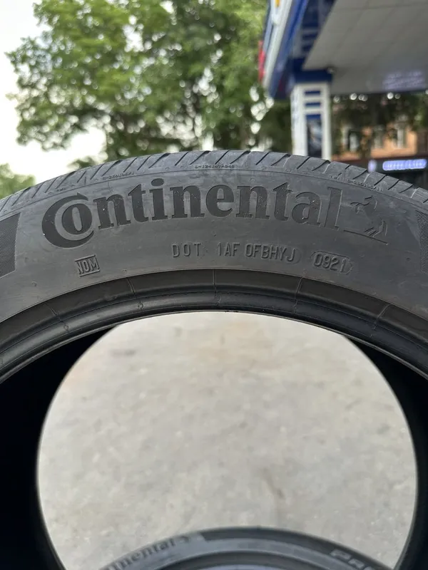 Продаются 2 шины Continental ContiPro RX размером 285/40 R19. — фото 1 Продаются 2 шины Continental ContiPro RX размером 285/40 R19. — фото 1