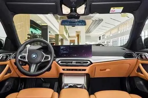 BMW i4 НА ПРЕДЗАКАЗ + 1 год гарантия — фото 5