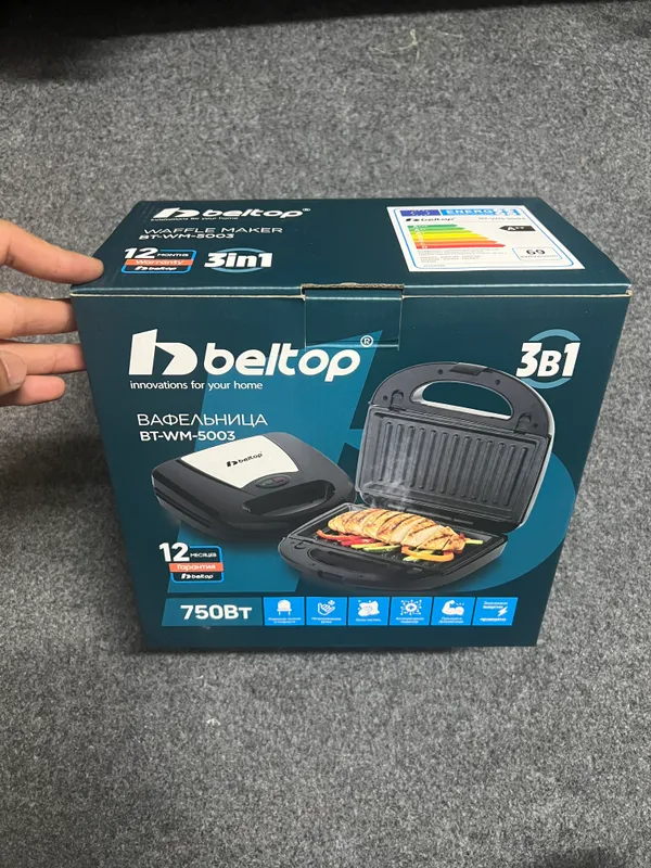 Waffle maker