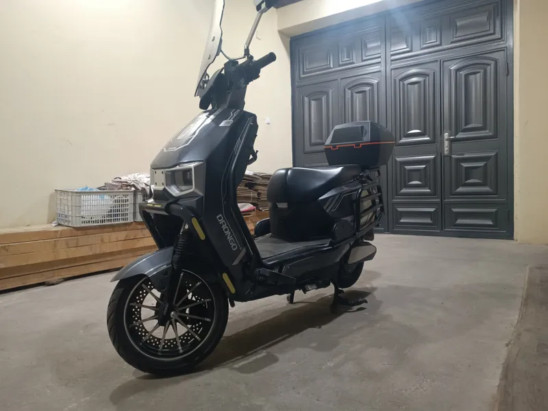 SKUTER 6 AKUMLATOR 3OO KM YURGAN