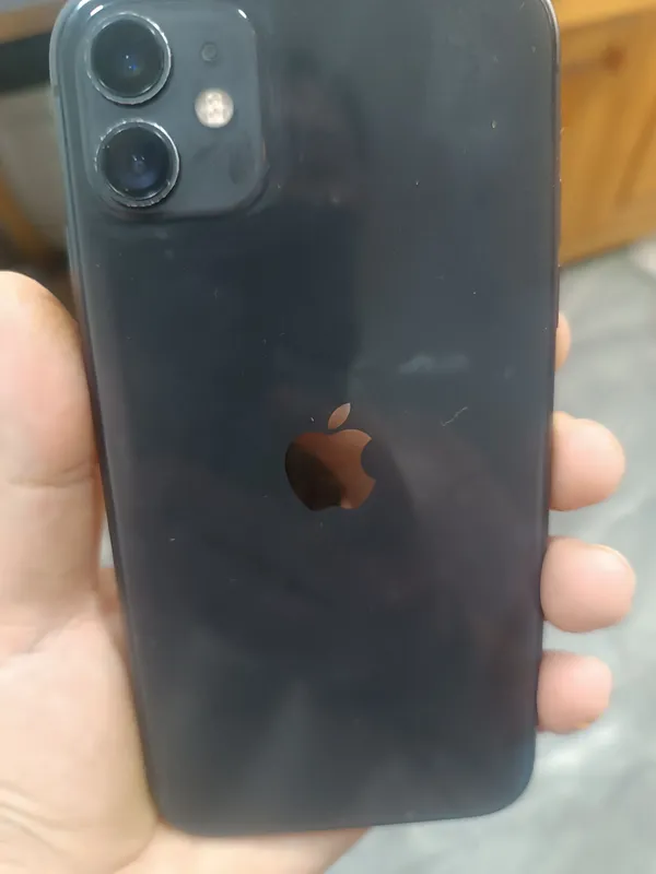iPhon11 ideal hama joyi chotki aybi vashe yo