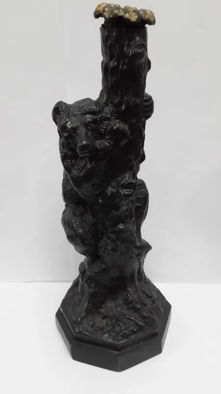 Подсвечник (Медведь на дереве)