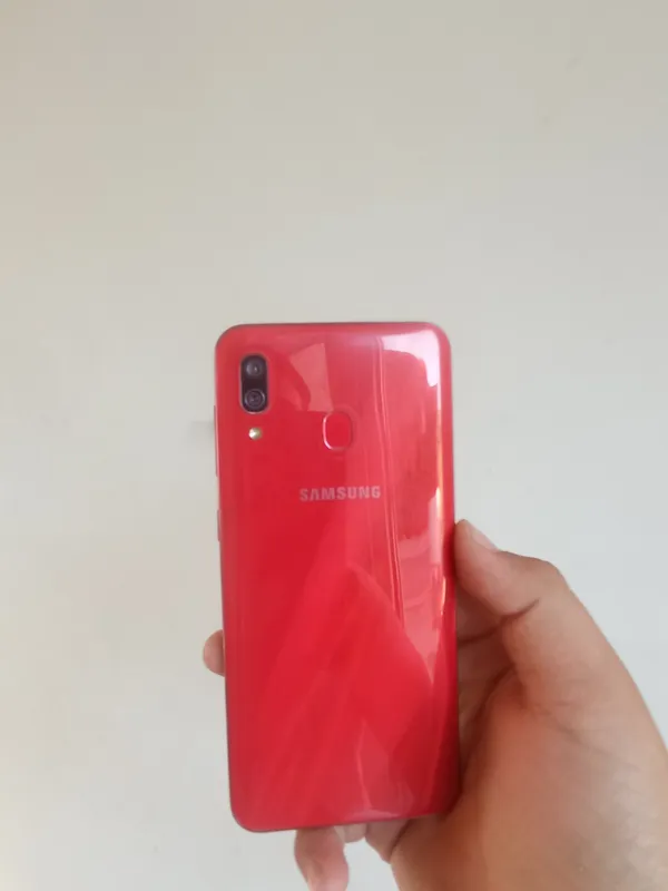 Samsung A30, 32 ГБ 1 Samsung A30, 32 ГБ 1