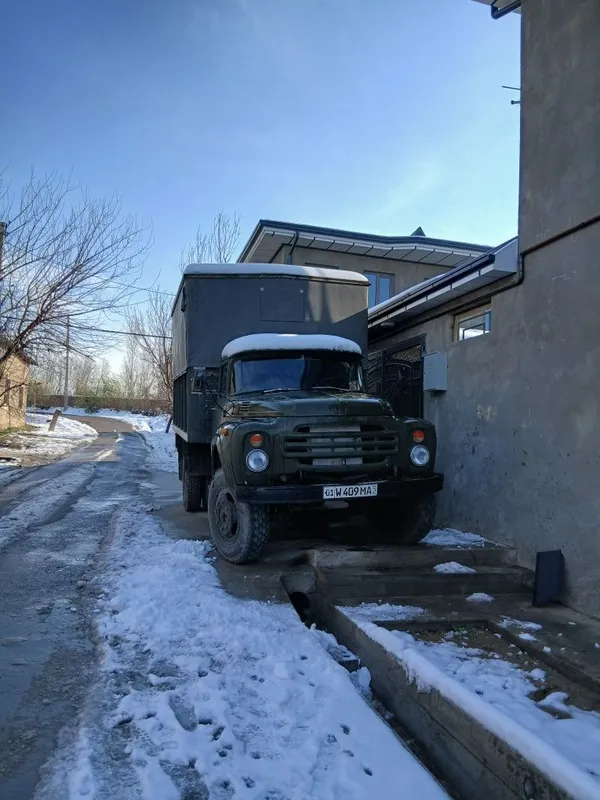 Zil 130 sotiladi srochna