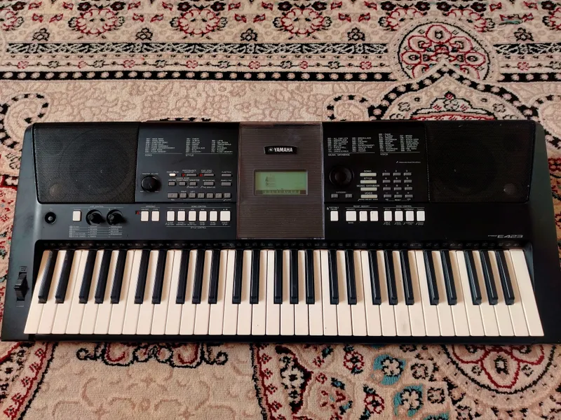 YAMAHA PSR-E423 — фото 1