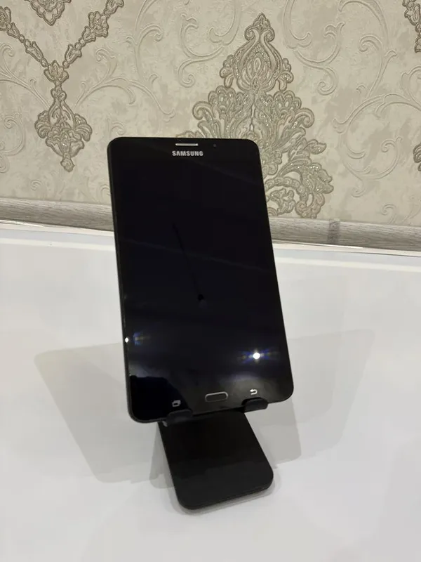 Galaxy Tab A6 на запчасти