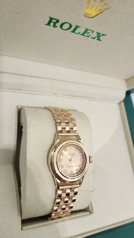 Женские золотые часы Rolex — фото 2