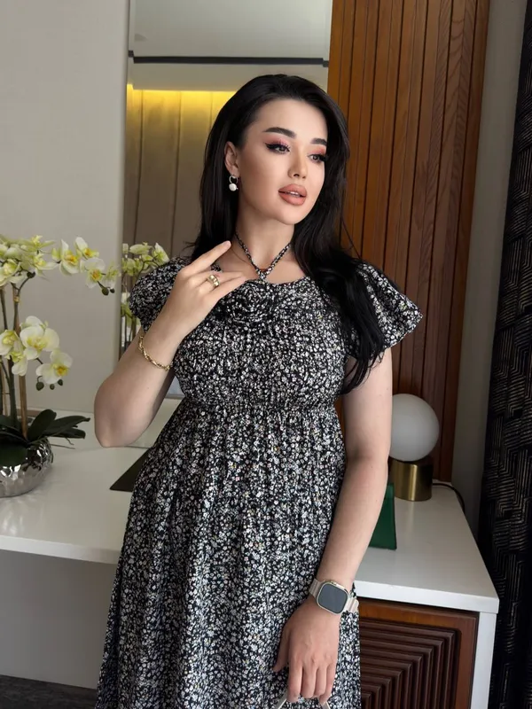 Lola Nafosat modeli