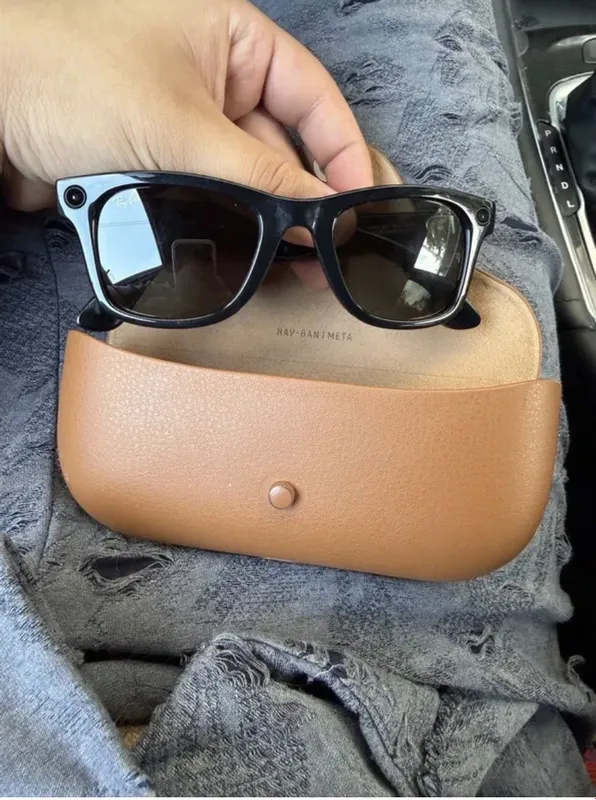 Ray ban