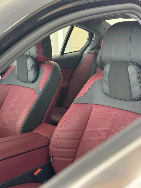 bmw i5 40L 2025/1 6