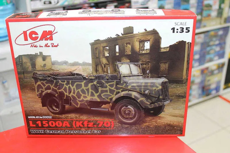 Сборная модель-Германский автомобиль OPEL ADMIRAL- ICM масштаб 1:24
