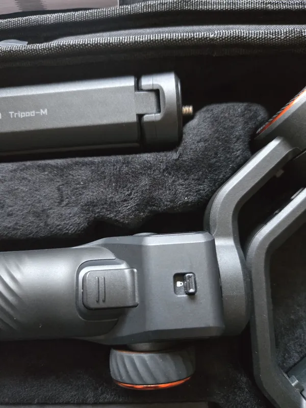 Hohem iSteady M6 — Professional Smartfon Gimbal (stabilizator) — фото 4