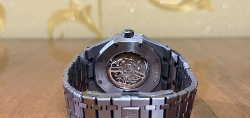 Audemars Piguet royal oak AAA 2