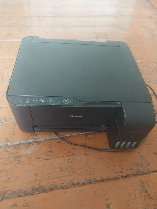Printer sotiladi rangli yangi narhi 300$ kelishadigon joyi bor — фото 1