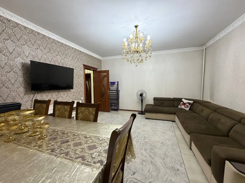 Продаётся 3-комнатная квартира 3/8/9, 80 м², Мирзо-Улугбекский район 1