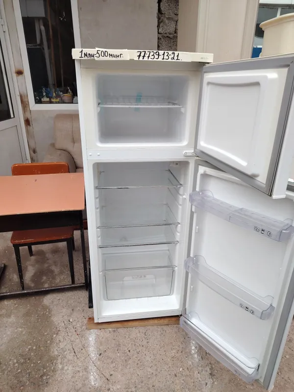 Срочно продам холадилник 2-х камерни холодильник 2