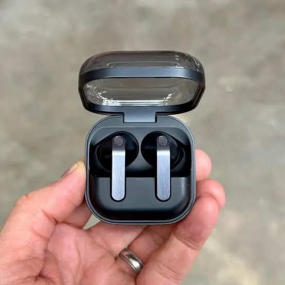 Новый! Galaxy Buds 4 Бесплатная доставка! Новый! Galaxy Buds 4 Бесплатная доставка!