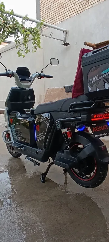 skuter elektro 4