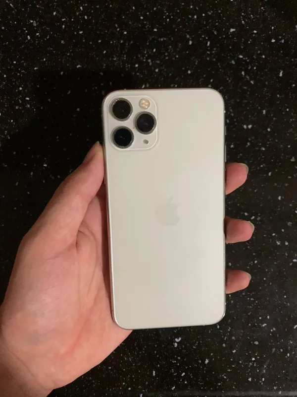 Iphone 11 pro белого цвета 4