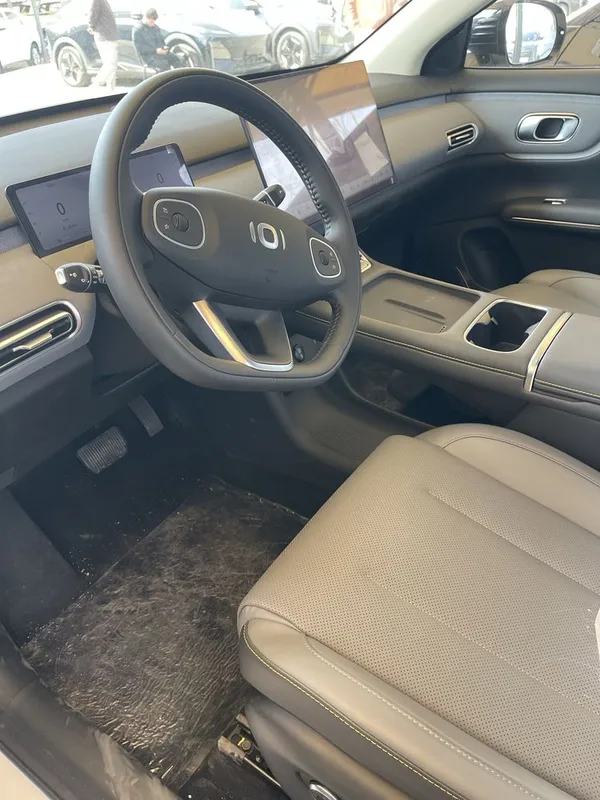 BMW i 5 40l M paket eng arzon narxda 2 BMW i 5 40l M paket eng arzon narxda 2