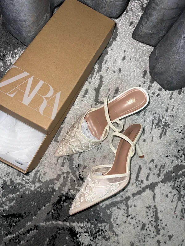 ZARA туфли в айври расцветке
