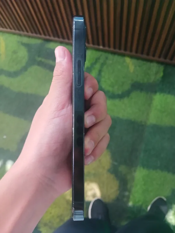 Iphone 12 pro 4