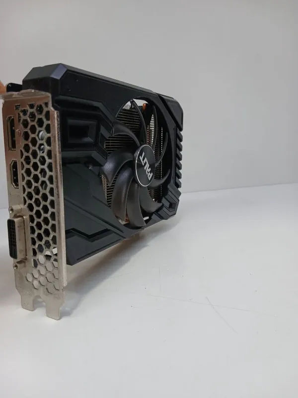 Palit GTX 1660 Super STORMX 6gb Yaxshi holatda