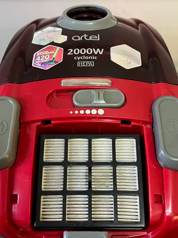 Пылесос Artel VCC012RED 7 Пылесос Artel VCC012RED 7