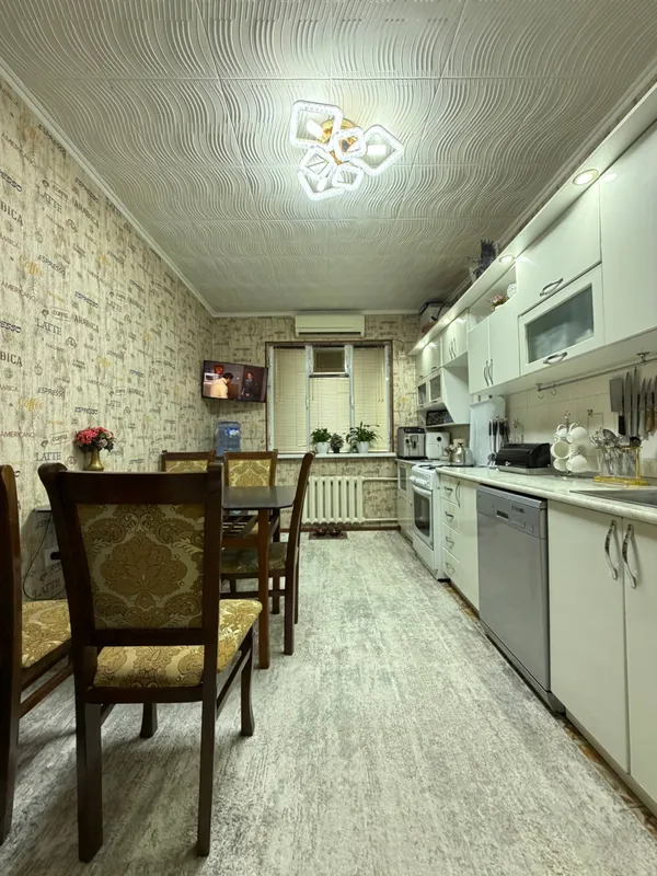 Продаётся 3-комнатная квартира 3/8/9, 80 м², Мирзо-Улугбекский район 7