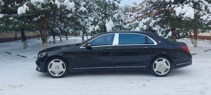 Мерседес (Maybach) сотилади — фото 3