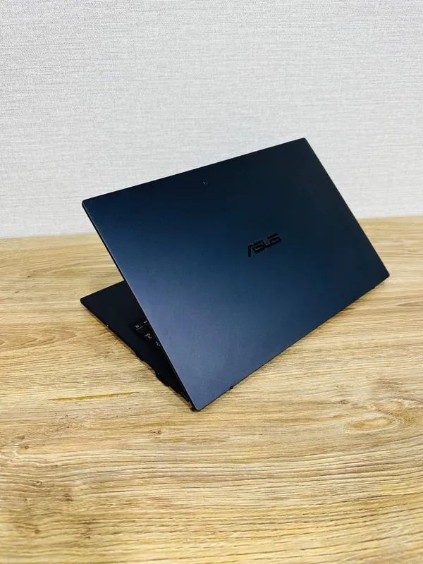 ASUS Expertbook Ryzen 3 для Работы, Графики и Игр 4 ASUS Expertbook Ryzen 3 для Работы, Графики и Игр 4