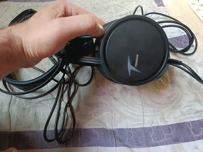 Продам наушники 2 штуки — фото 4