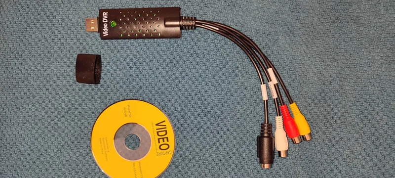 USB устройство видеозахвата EasyCAP USB 2.0 с AV на компьютер