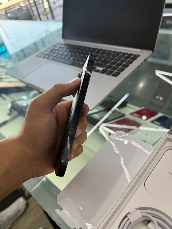 iPhone 14 pro 128GB Black 5 iPhone 14 pro 128GB Black 5