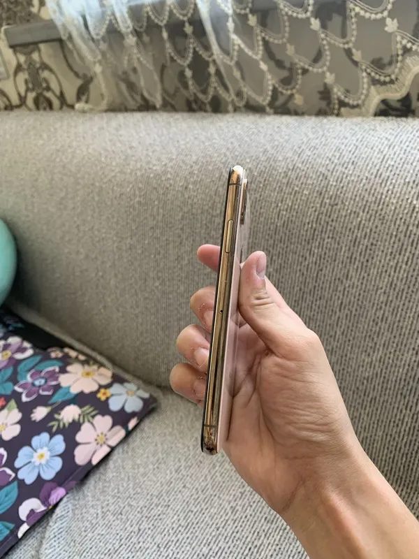 Iphone xs holati yaxshi 4 Iphone xs holati yaxshi 4