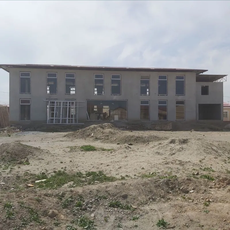 Tugallanmagan bino sotiladi. Maklerskiy bor — фото 2