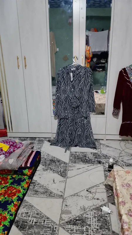 красивое платье, новое, ещё не надевалось 2