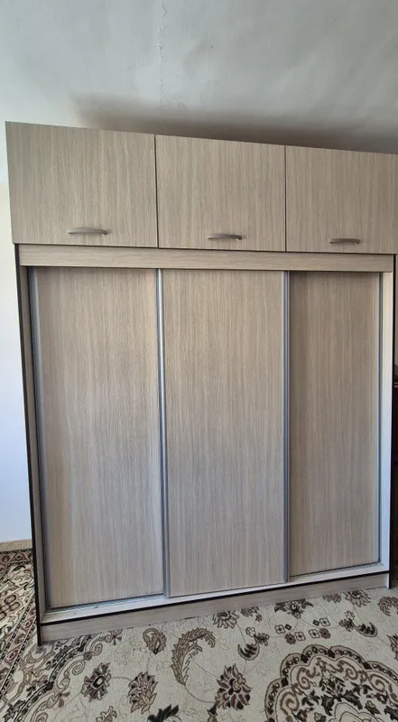 Shkaf Mebel sotiladi