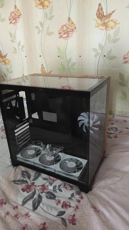 Компьютерный корпус кейс fpmax z9 crystal black Компьютерный корпус кейс fpmax z9 crystal black