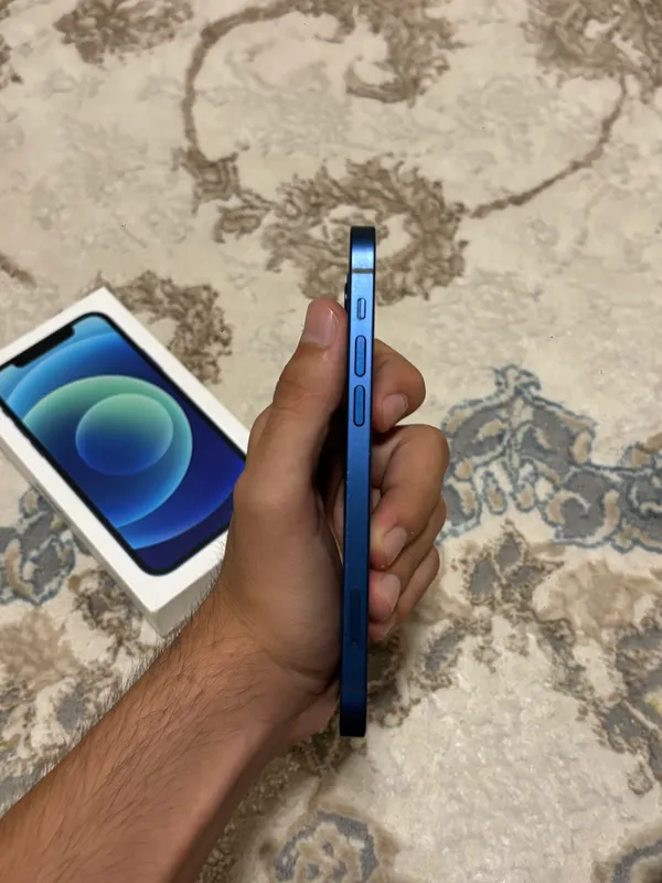iPhone 12 ideal holatda — фото 2
