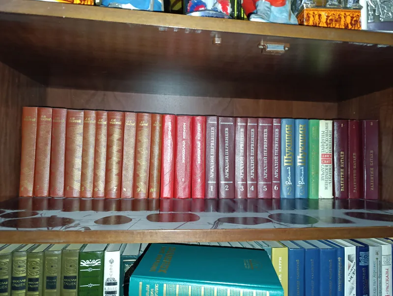 Turli kitoblarni sotaman 4