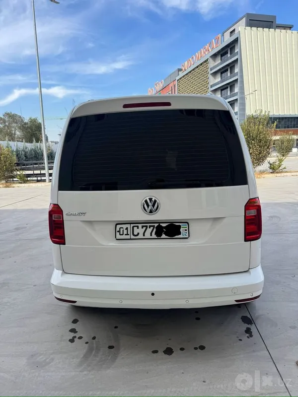 Volkswagen Caddy (7-местный) 4 Volkswagen Caddy (7-местный) 4