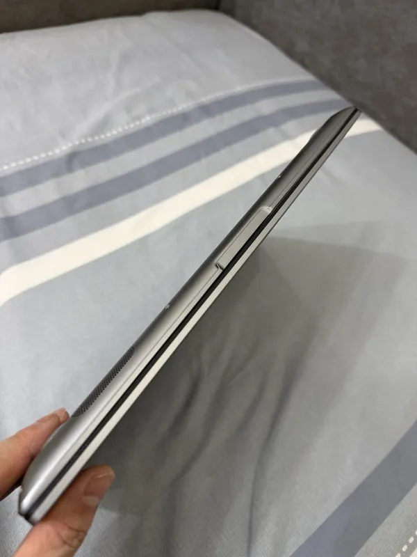 Продается Ноутбук ASUS ZenBook 14 Q407IQ 14.0" Full HD 4 Продается Ноутбук ASUS ZenBook 14 Q407IQ 14.0" Full HD 4