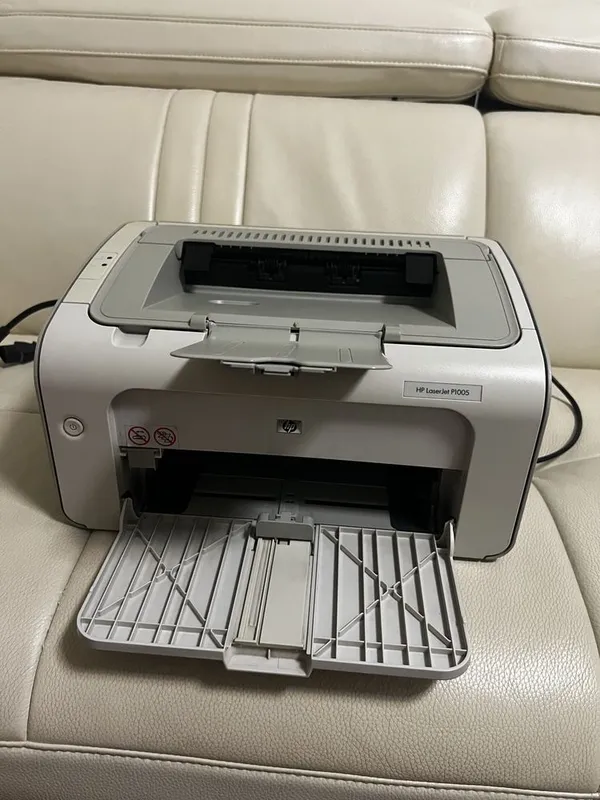Принтер HP Laser Jet P1005