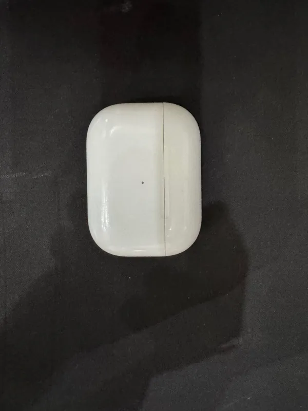 AirPods Pro Lightning 3
