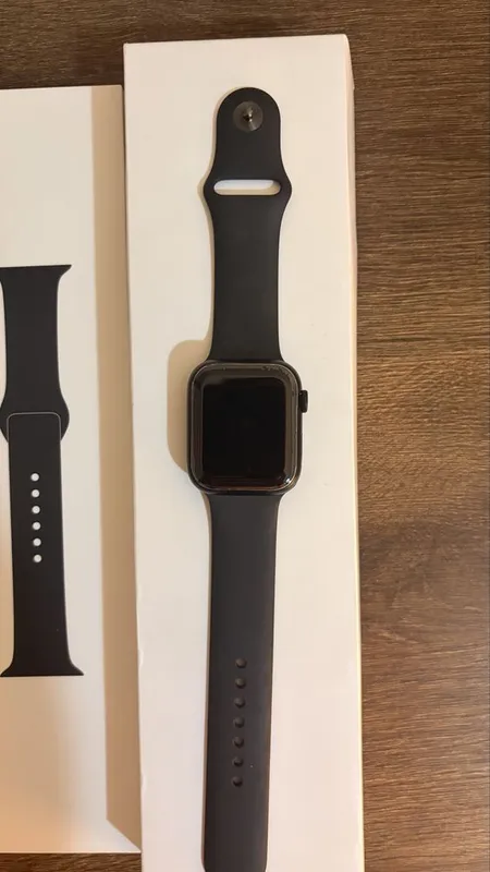 Часы Apple watch 7, 45mm 3 Часы Apple watch 7, 45mm 3